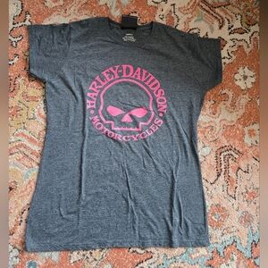 Harley-Davidson Charcoal Gray Tee with Pink Skull Logo